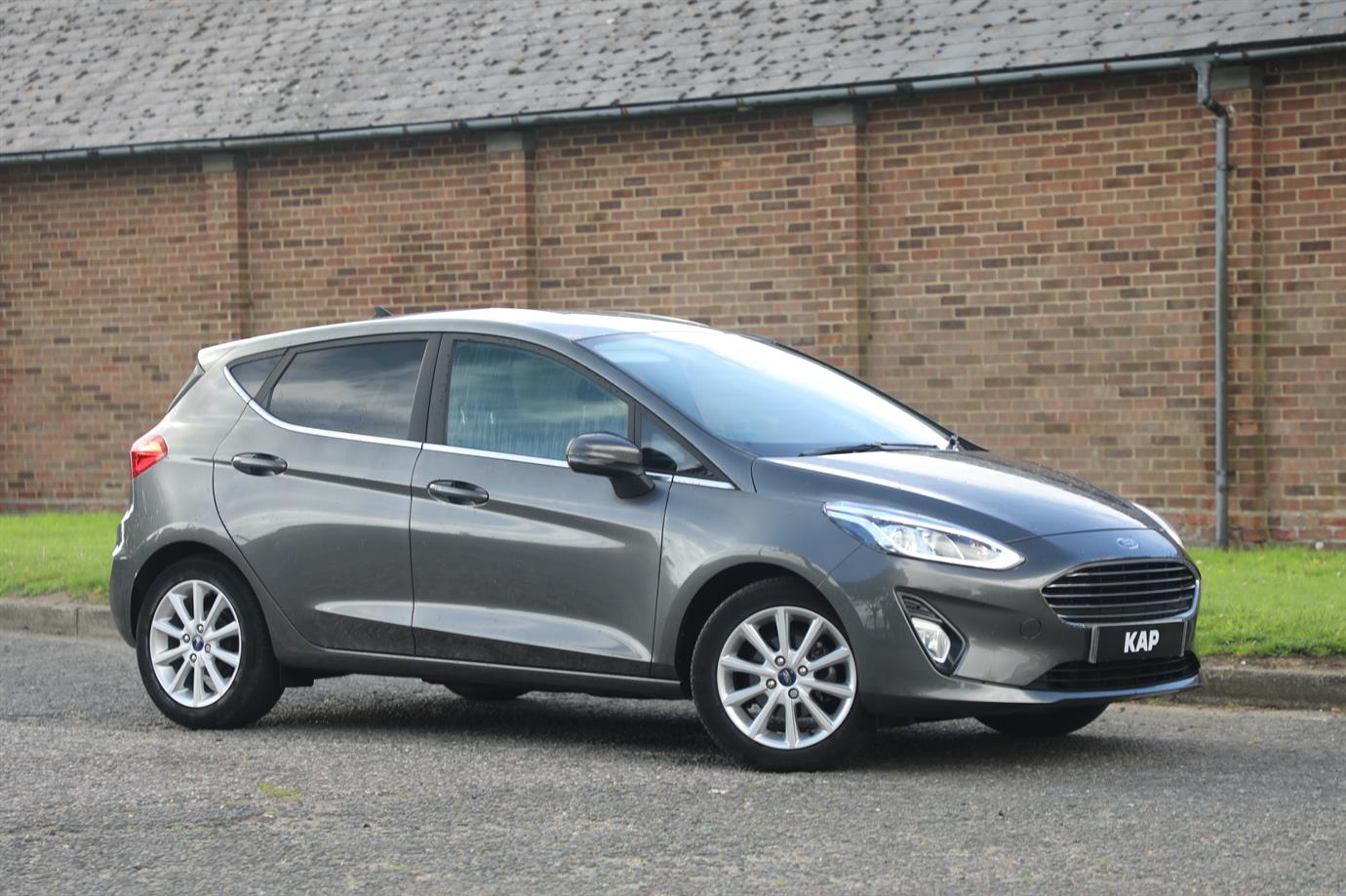 FORD FIESTA TITANIUM