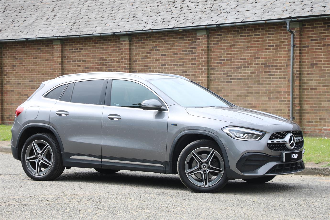 MERCEDES GLA-CLASS GLA 250 E EXCLUSIVE EDITION