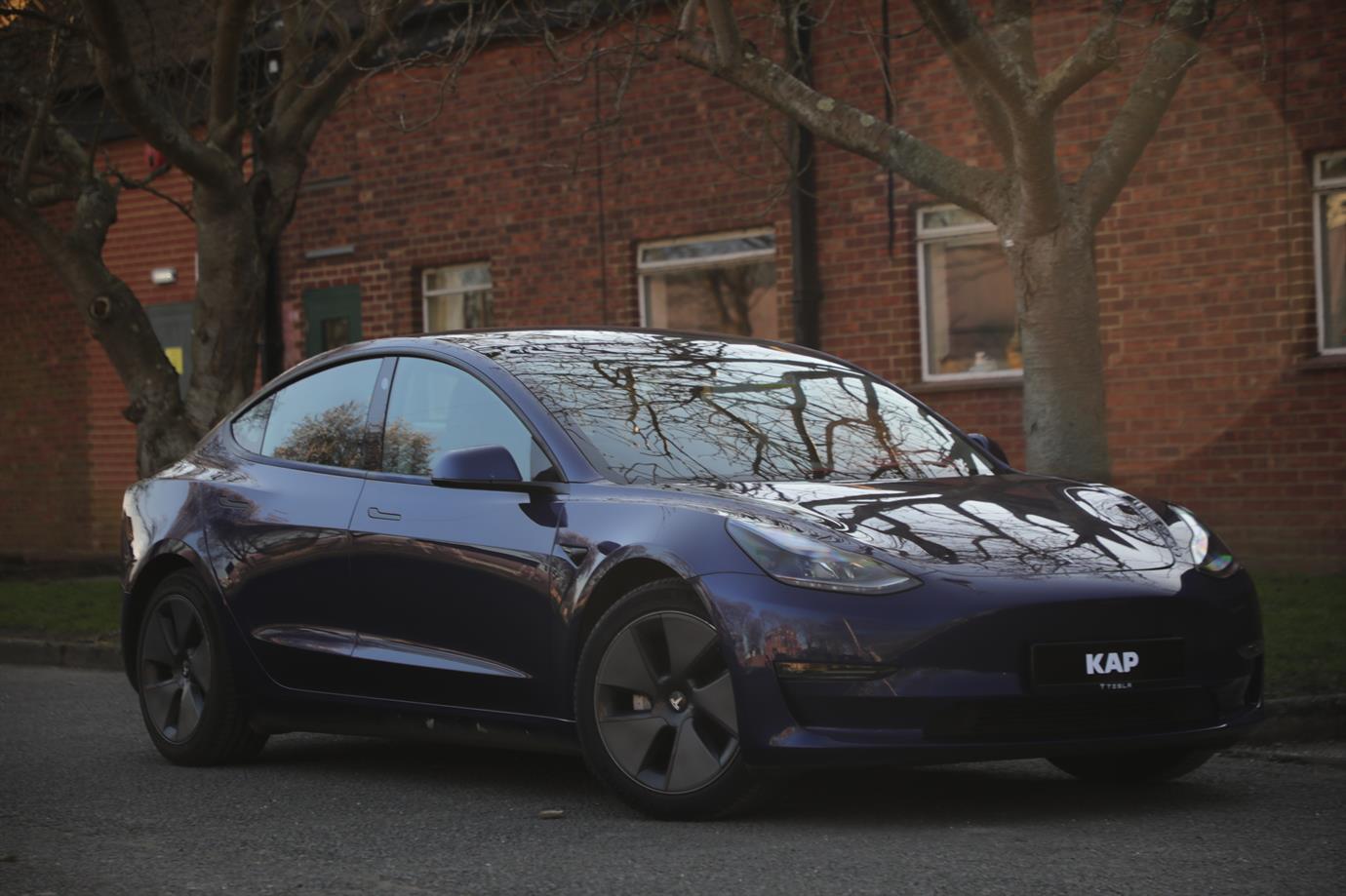 TESLA MODEL 3 LONG RANGE AWD