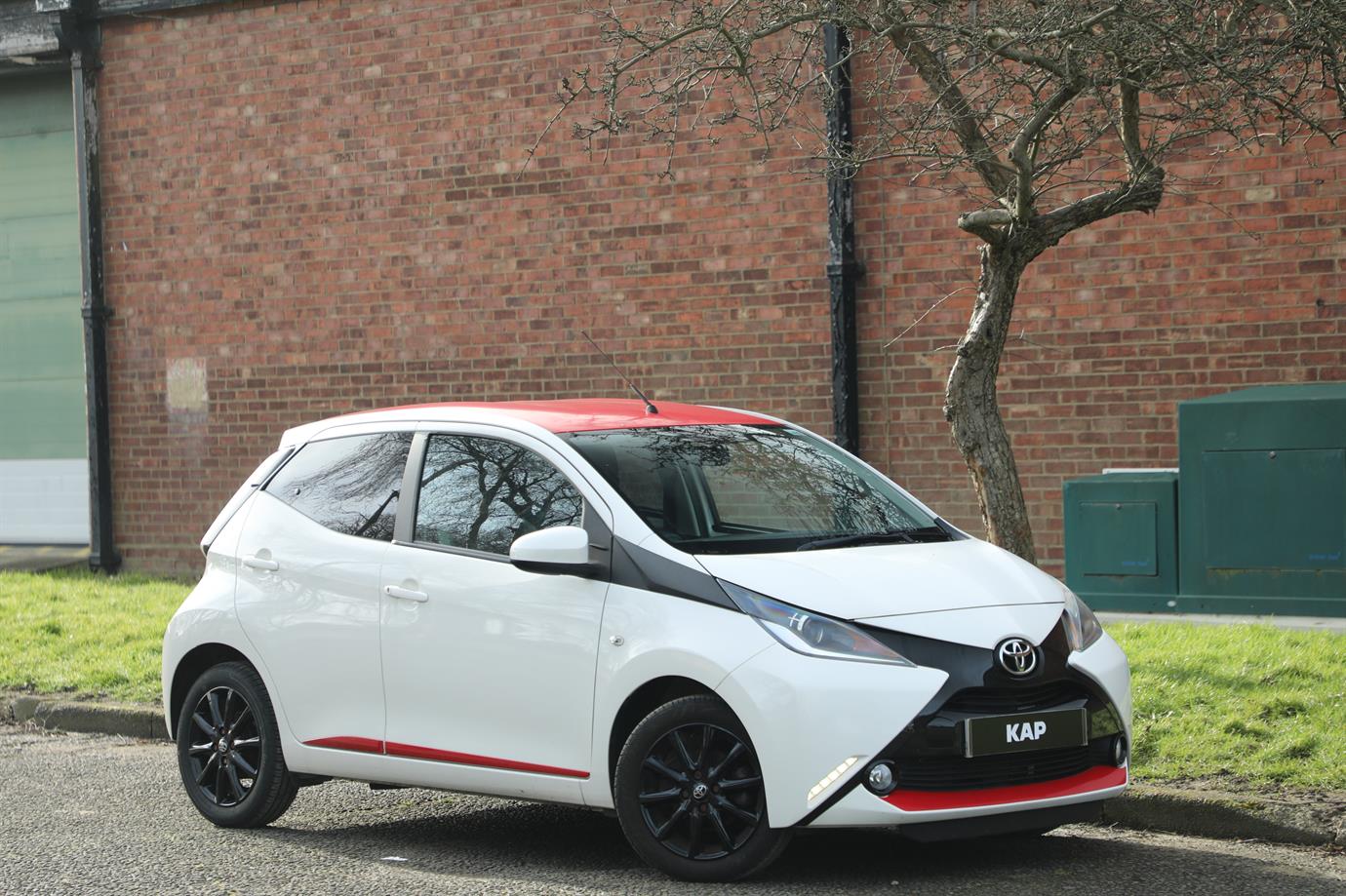 TOYOTA AYGO VVT-I X-PRESS