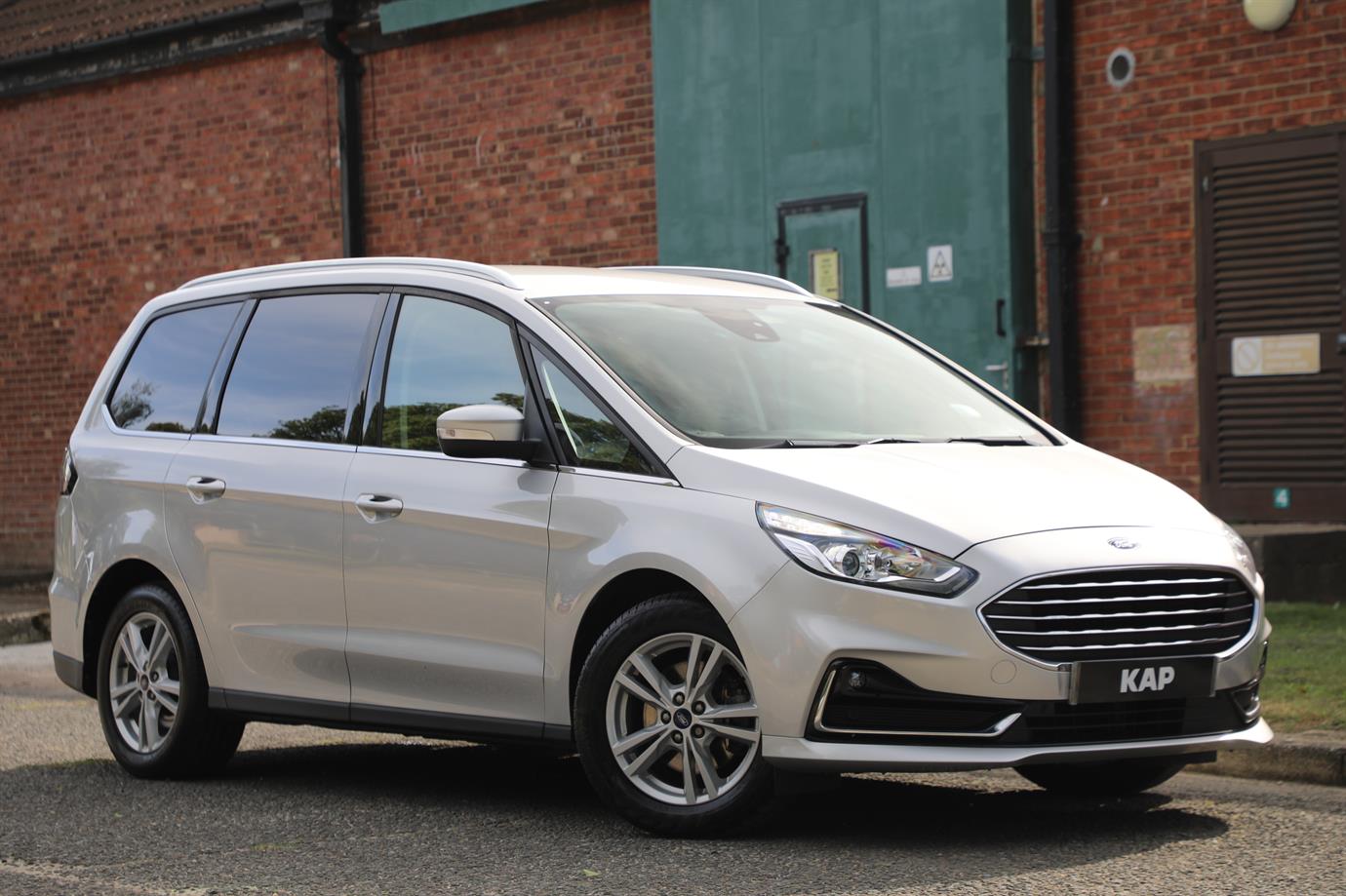FORD GALAXY TITANIUM