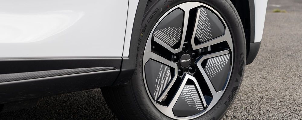 KAP--alloy-wheels-hero (1).jpg